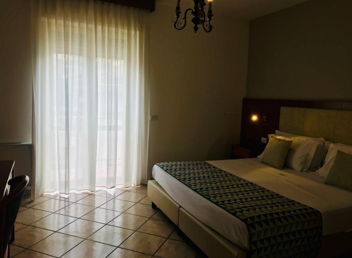 American Hotel Pozzuoli Exterior foto